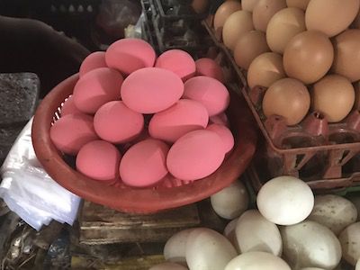 ロシアンマーケットではプノンペンのお土産も買える?? 現地スタッフが徹底調査